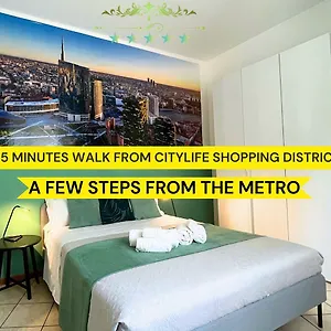 Elegant Citylife Apartment- Metro Access - Double , Milan Italie