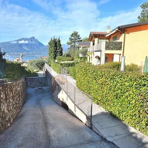 https://apartment-bardino-with-pool-and-lake-view.hotelinveneto.com